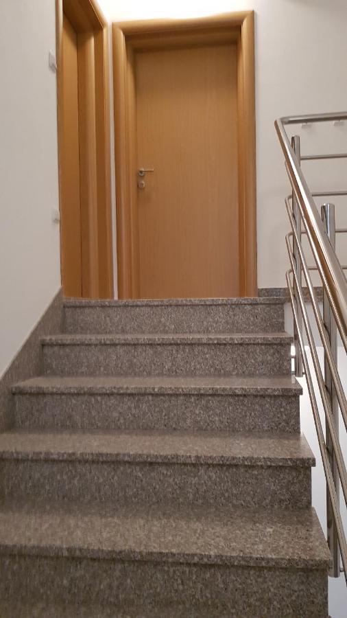 Ruzica Apartments Mirca  Экстерьер фото