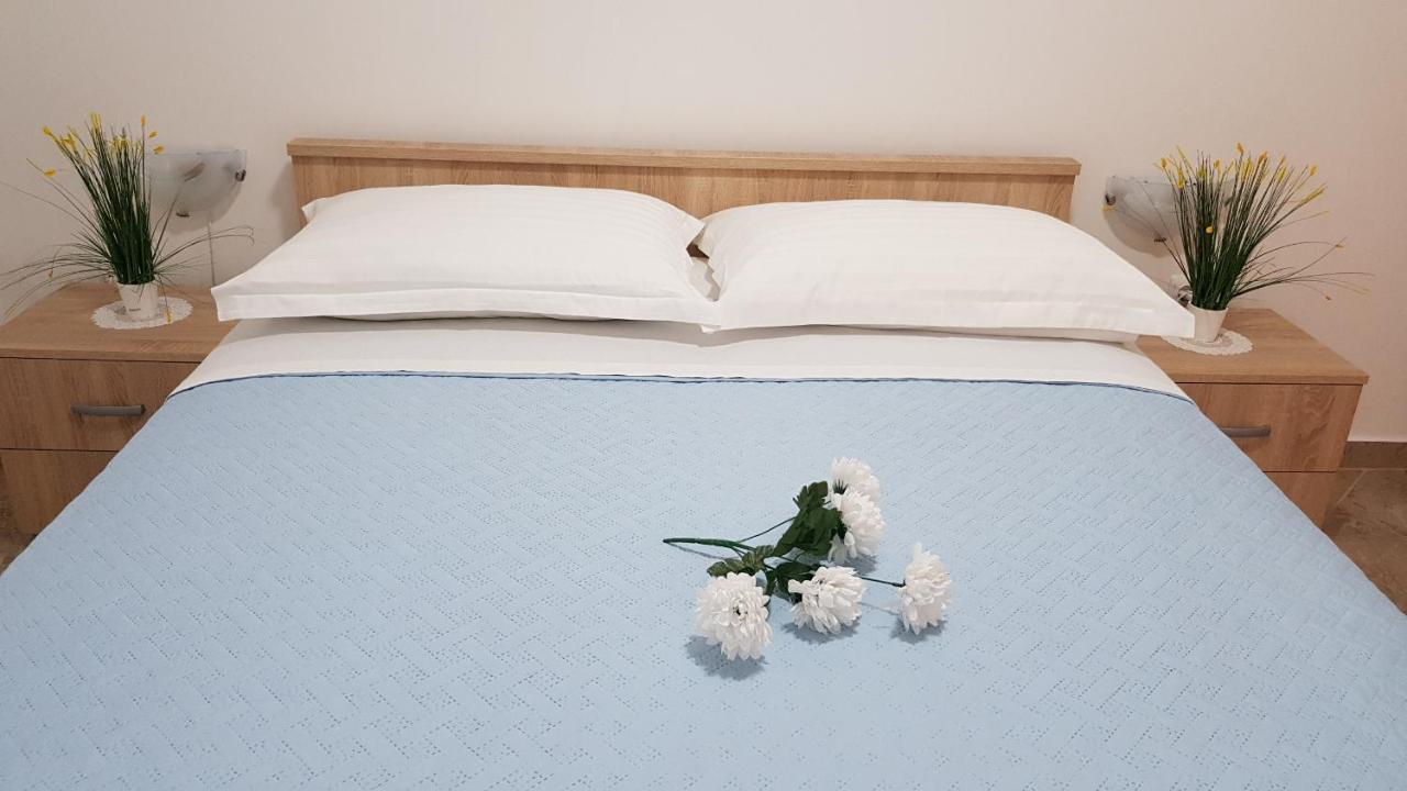Ruzica Apartments Mirca  Экстерьер фото