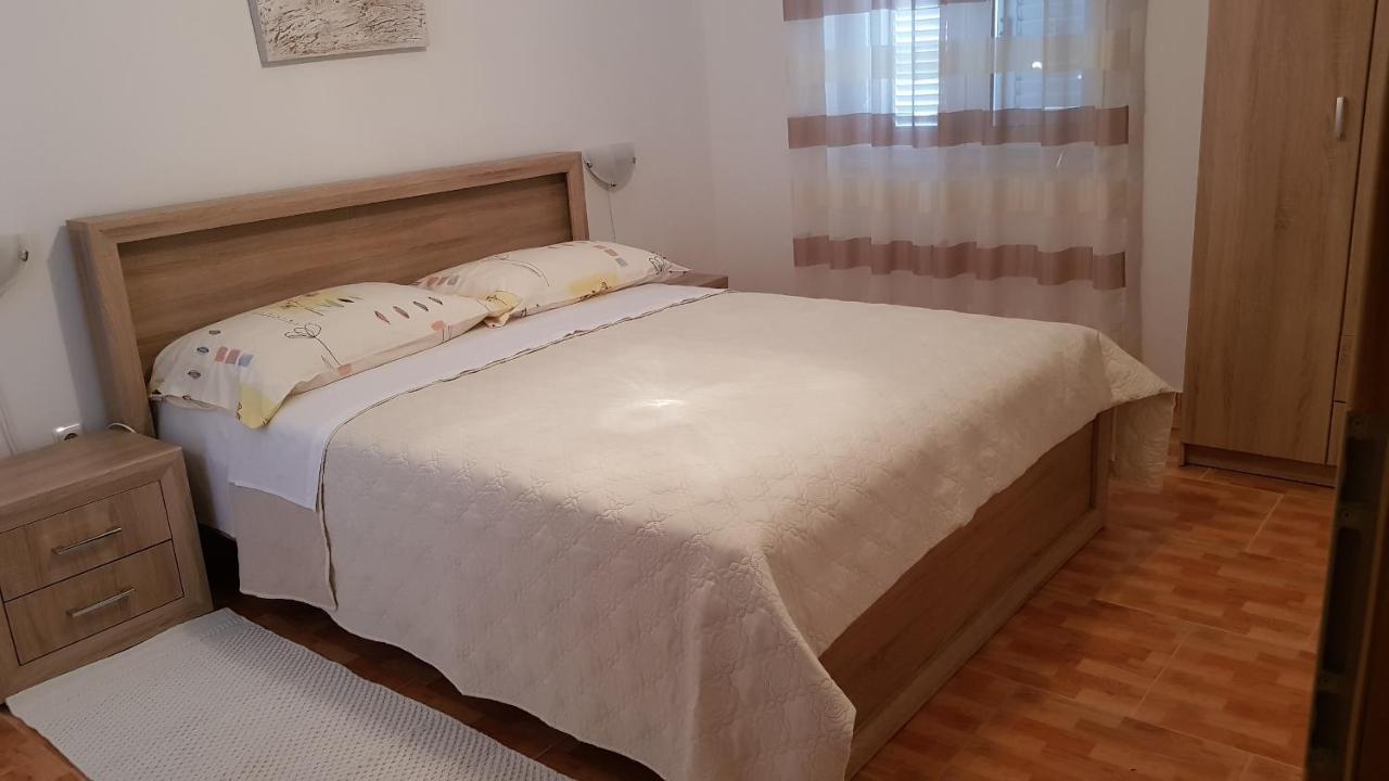 Ruzica Apartments Mirca  Экстерьер фото